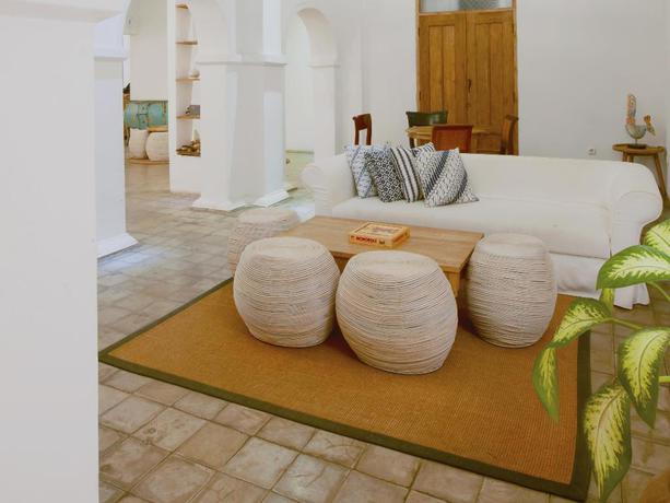 Imagen de los interiores del Hotel Adhisthana Hotel Yogyakarta. Foto 6