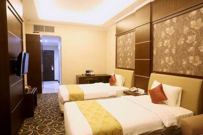 Imagen de la habitación del Hotel Adhiwangsa and Convention Hall. Foto 17