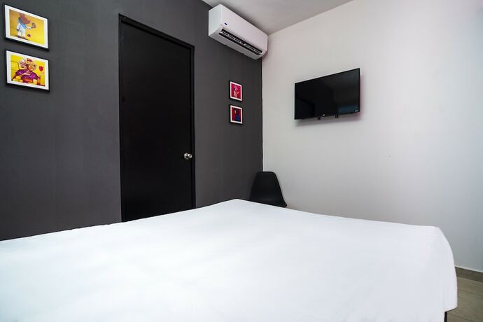 Imagen general del Hotel Adhoc Cintermex. Foto 6