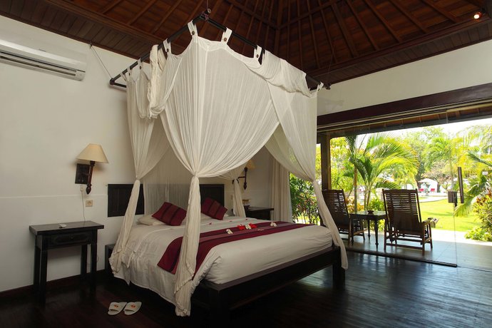 Imagen de la habitación del Hotel Adi Assri Beach Resort and Spa. Foto 4