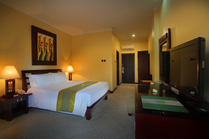Imagen de la habitación del Hotel Adi Dharma Kuta. Foto 4