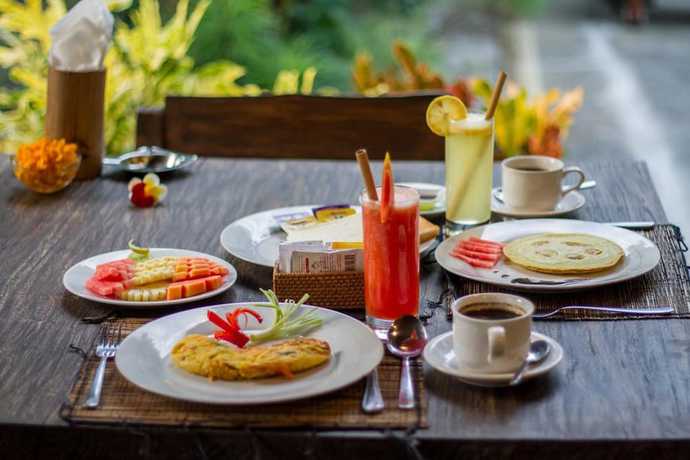 Imagen del bar/restaurante del Hotel Adi Jaya Cottages Jungle Suites By Eps. Foto 4