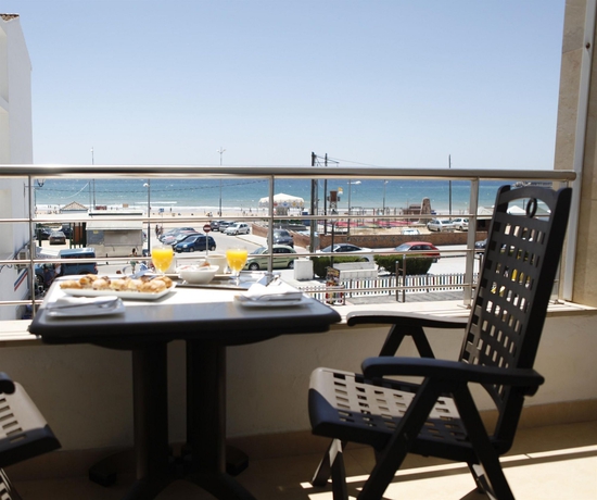 Imagen de los exteriores del Hotel Adiafa. Foto 10