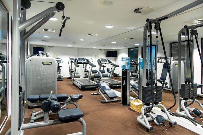 Imagen de los interiores del Hotel Adina Apartment Berlin Checkpoint Charlie. Foto 12