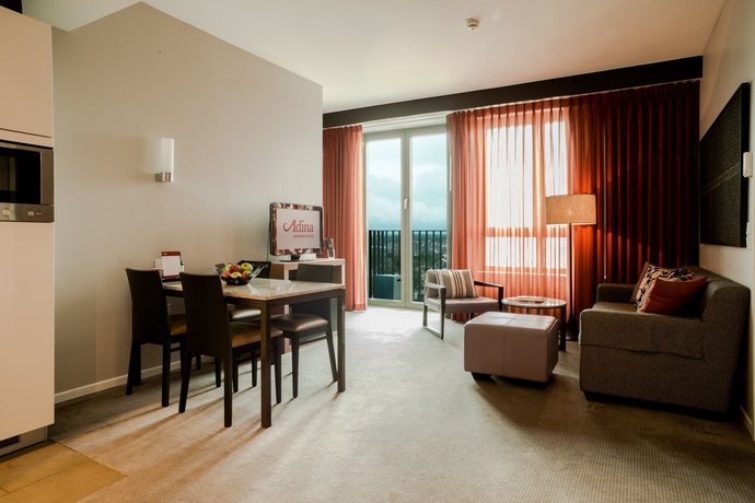 Imagen de la habitación del Hotel Adina Apartment Frankfurt Neue Oper. Foto 8