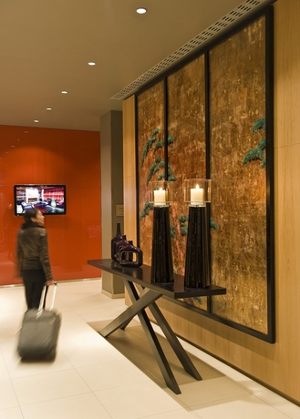 Imagen de los interiores del Hotel Adina Apartment Frankfurt Neue Oper. Foto 11