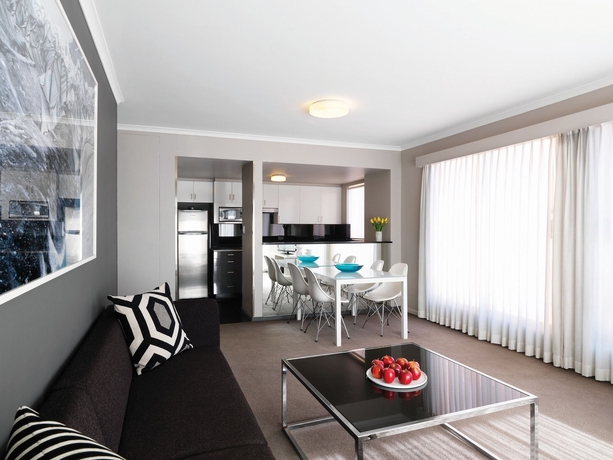 Imagen de los interiores del Hotel Adina Apartment Sydney Surry Hills. Foto 10