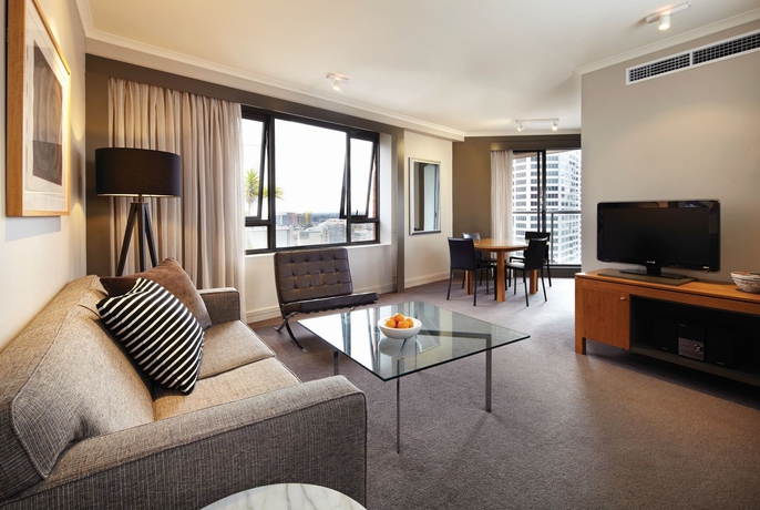 Imagen de los interiores del Hotel Adina Apartment Sydney Town Hall. Foto 8