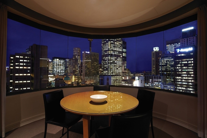 Imagen de los interiores del Hotel Adina Apartment Sydney Town Hall. Foto 10