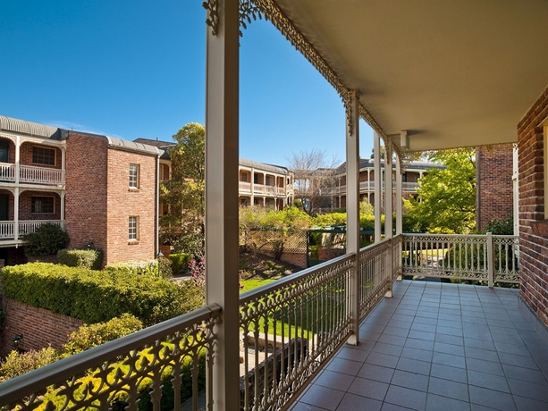 Imagen de los exteriores del Hotel Adina Serviced Apartments Canberra Kingston. Foto 6
