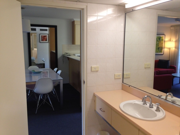 Imagen de la habitación del Hotel Adina Serviced Apartments Canberra Kingston. Foto 3