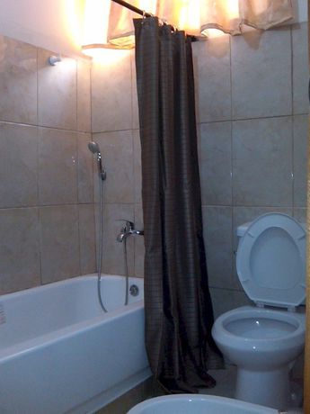 Imagen de la habitación del Hotel Adinkra Plaza. Foto 3