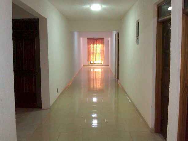 Imagen de la habitación del Hotel Adinkra Plaza. Foto 5