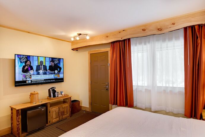 Imagen general del Hotel Adirondack Spruce Lodge. Foto 2