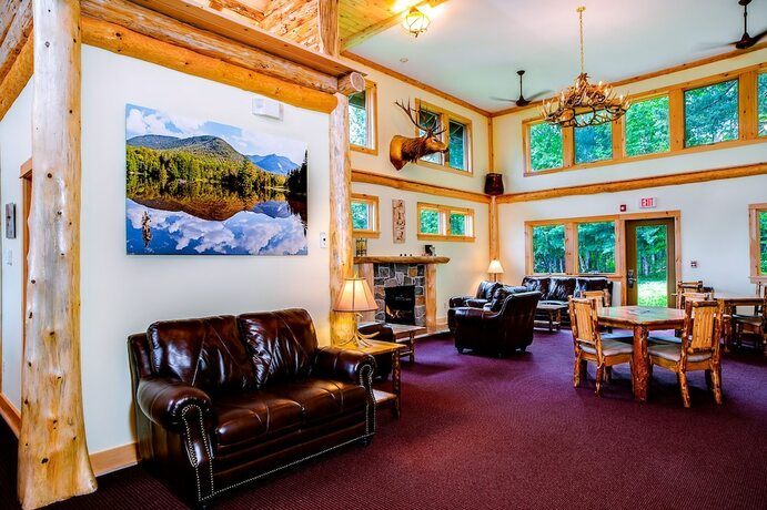 Imagen general del Hotel Adirondack Spruce Lodge. Foto 4