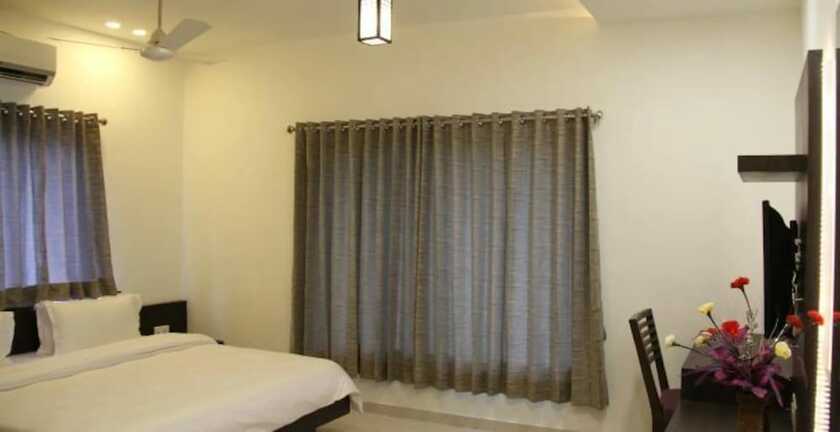 Imagen general del Hotel Aditya. Foto 7