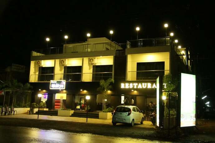 Imagen general del Hotel Aditya. Foto 10