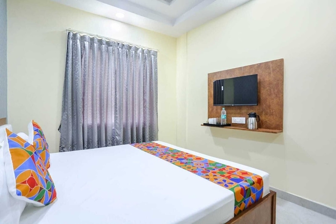 Imagen de la habitación del Hotel Aditya GH. Foto 2
