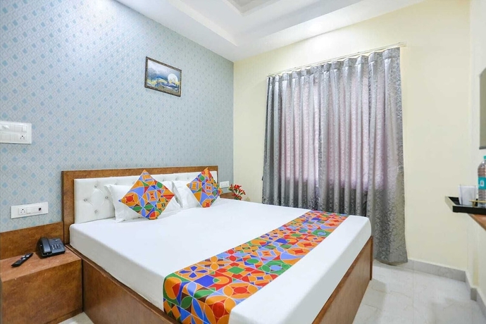 Imagen de la habitación del Hotel Aditya GH. Foto 3