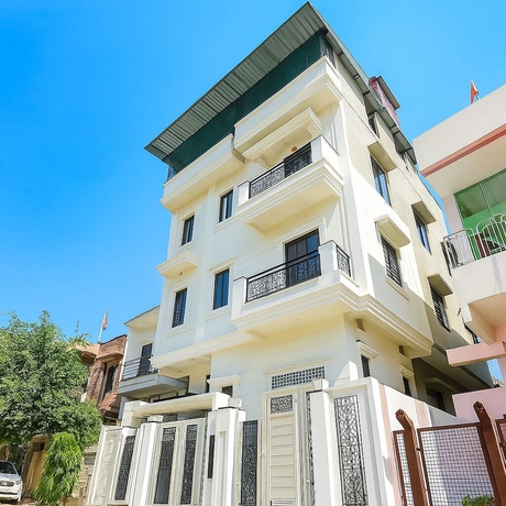 Imagen general del Hotel Aditya GH. Foto 1