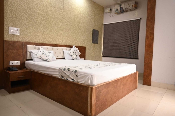 Imagen de la habitación del Hotel Aditya Guest House. Foto 11