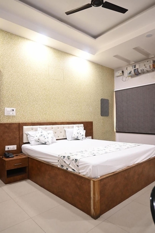 Imagen de la habitación del Hotel Aditya Guest House. Foto 12