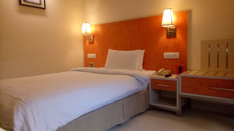 Imagen de la habitación del Hotel Aditya Hometel Hyderabad. Foto 11