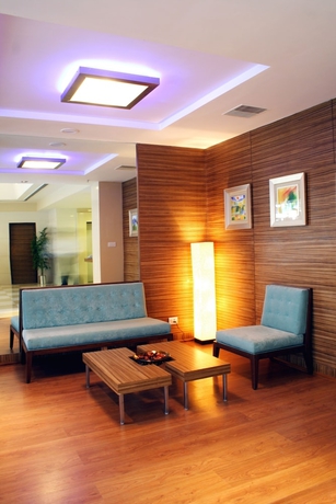 Imagen del bar/restaurante del Hotel Aditya Hometel Hyderabad. Foto 5