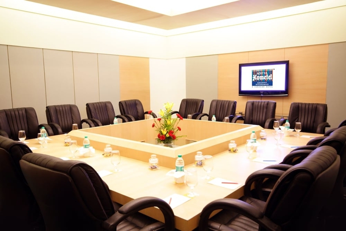 Imagen de los interiores del Hotel Aditya Hometel Hyderabad. Foto 14