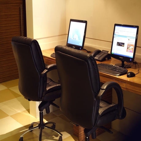Imagen de los interiores del Hotel Aditya Hometel Hyderabad. Foto 17