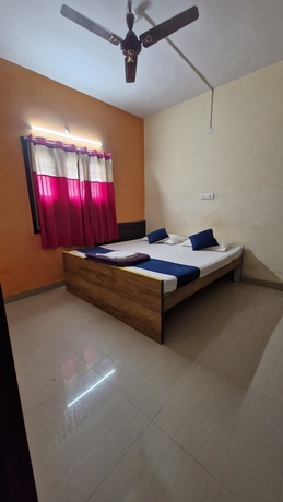 Imagen de la habitación del Hotel Aditya Inn, Brahmapur. Foto 5