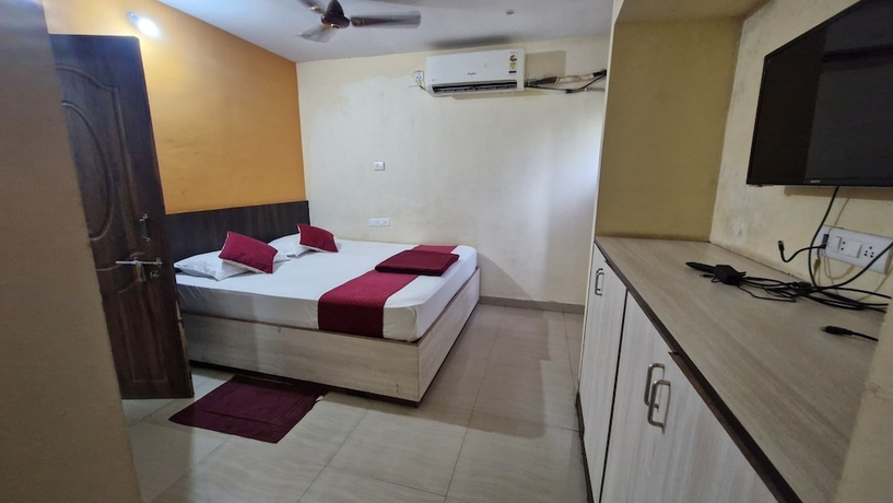 Imagen de la habitación del Hotel Aditya Inn, Brahmapur. Foto 10
