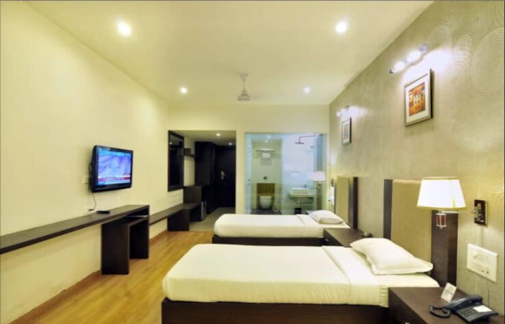 Imagen de la habitación del Hotel Aditya, Raipur. Foto 10