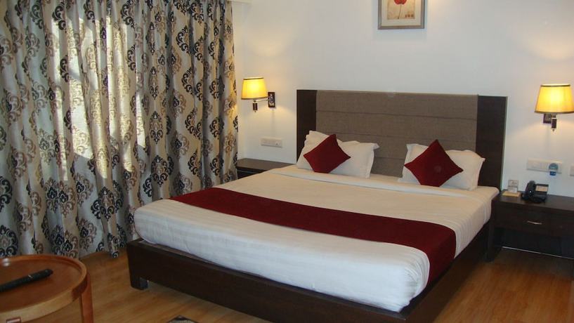 Imagen de la habitación del Hotel Aditya, Raipur. Foto 11