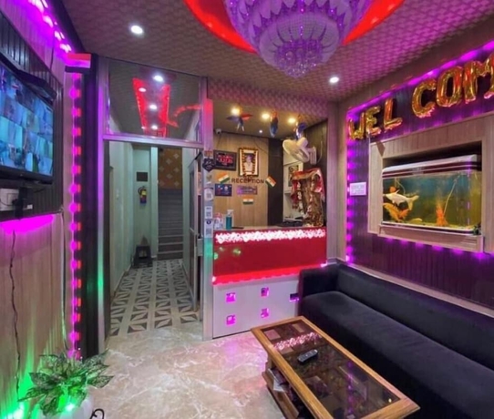 Imagen de los interiores del Hotel Aditya Varanasi. Foto 15