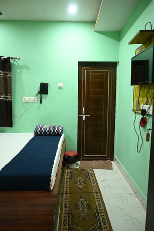 Imagen de la habitación del Hotel Aditya, Varanasi. Foto 7