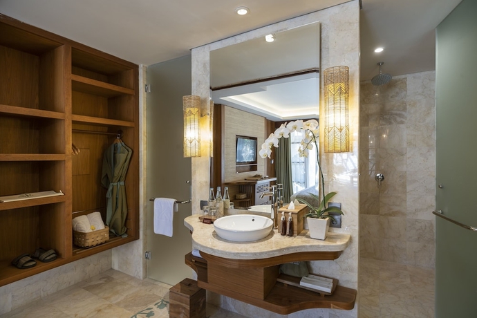 Imagen de la habitación del Hotel Adiwana Monkey Forest. Foto 16