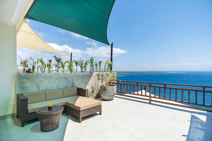 Imagen de la habitación del Hotel Adiwana Warnakali Resort. Foto 3