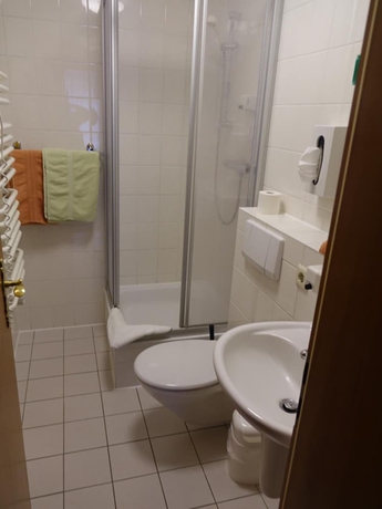 Imagen de la habitación del Hotel Adler, Delitzsch. Foto 14