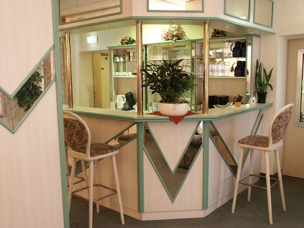 Imagen del bar/restaurante del Hotel Adler, Delitzsch. Foto 4