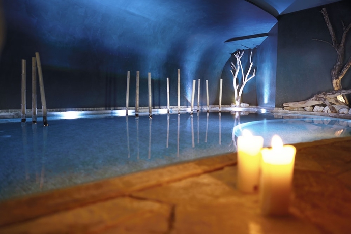 Imagen de la piscina del Hotel Adler Dolomiti. Foto 18