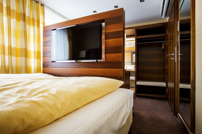 Imagen del bar/restaurante del Hotel Adler, Ehingen. Foto 2