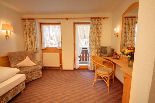 Imagen de la habitación del Hotel Adler, Hirschegg. Foto 7