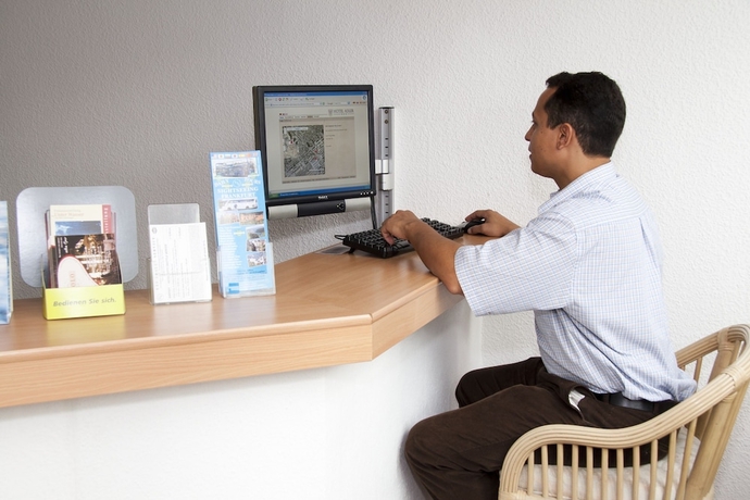 Imagen de los interiores del Hotel Adler Hotel Frankfurt. Foto 18