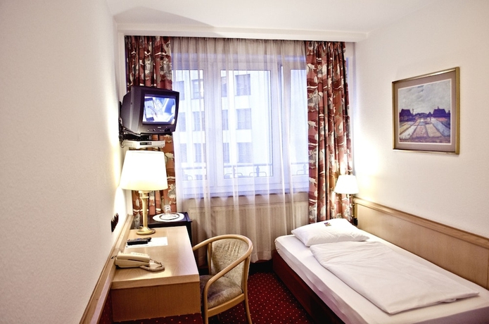 Imagen de la habitación del Hotel Adler Hotel Frankfurt. Foto 12