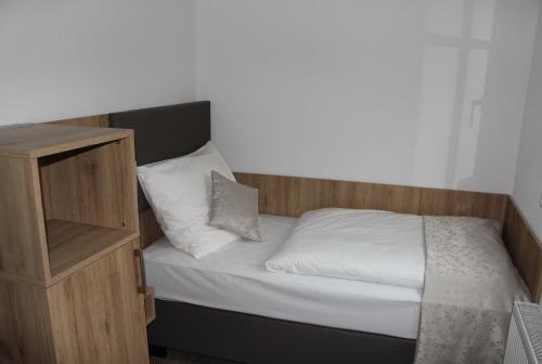 Imagen de la habitación del Hotel Adler, Neckarsulm. Foto 3