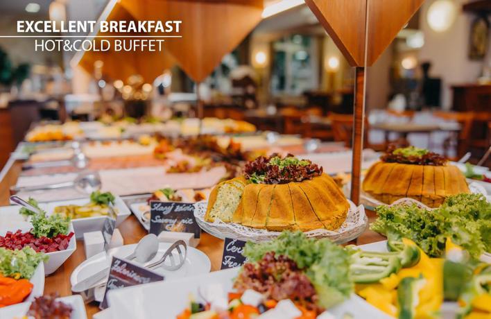 Imagen del bar/restaurante del Hotel Adler, Praga. Foto 3