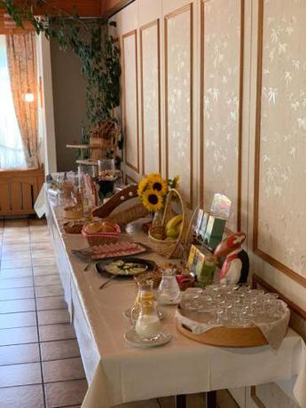 Imagen de la habitación del Hotel Adler, SAAS-GRUND. Foto 7