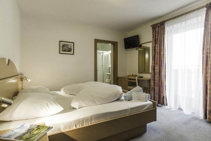 Imagen de la habitación del Hotel Adler, St. Johann im Ahrntal - San Giovanni Valle Aurina. Foto 7
