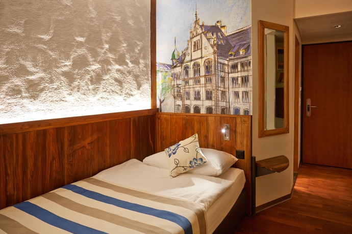 Imagen de la habitación del Hotel Adler Zürich. Foto 10